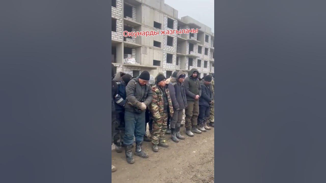 Таджики в аэропорту. Отправить мигрантов на родину. Отправить мигрантов на родину. Отправить мигрантов на родину. Ммц москве сахарово.