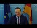 Bundeskanzlerin Angela Merkel im Gespräch mit BioNtech