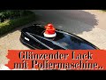 Glänzender Lack mit Poliermaschine.