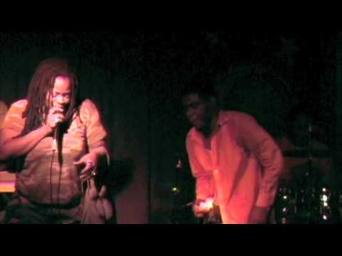 Donnie The color section live at the Apache Loung ...