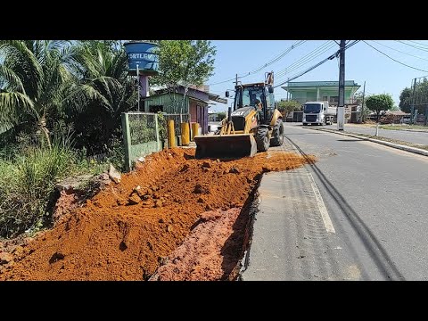 Prefeitura tapa grande buraco na COHAB