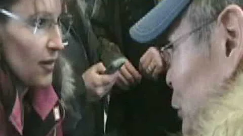 Gov. Palin talks with Nicholas Tucker