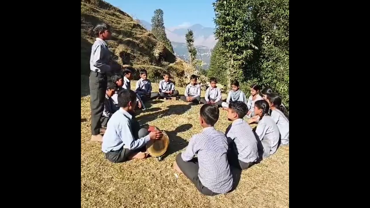 Students of GPS Sandar Zone Bani performed song regarding Nasha Mukti Abhiyaan campaign by J&K Govt.