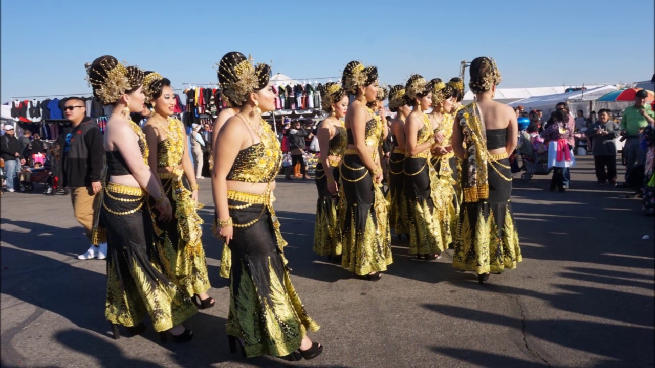 Fresno Hmong New Year 2017
