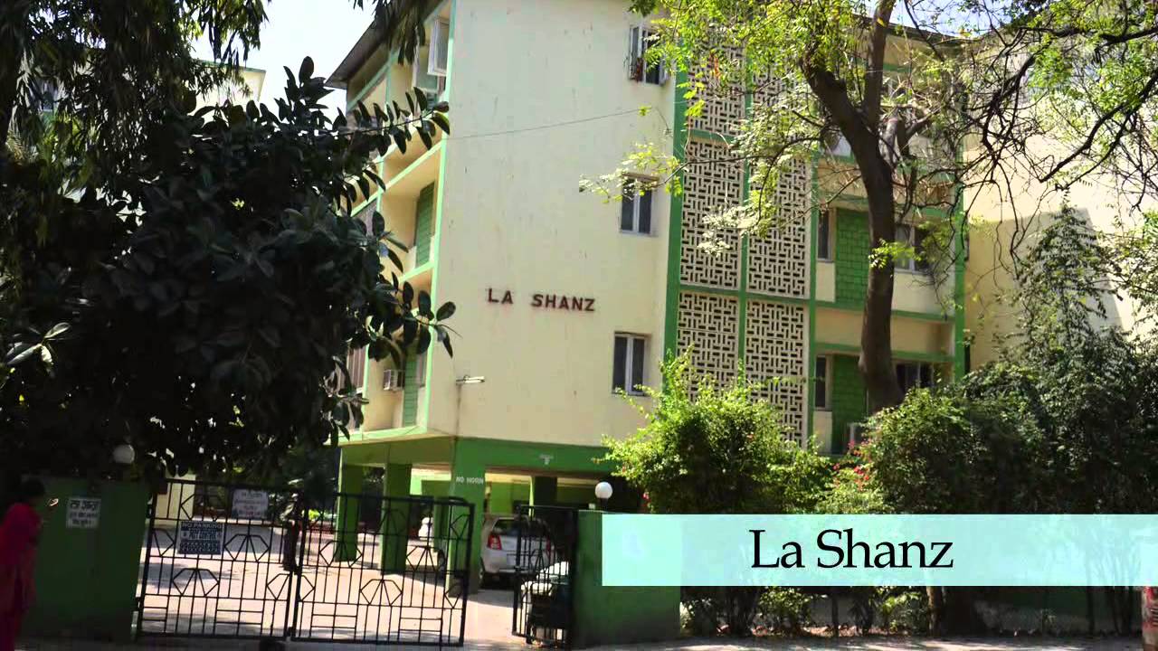 property in boat club road pune, flats in boat club road