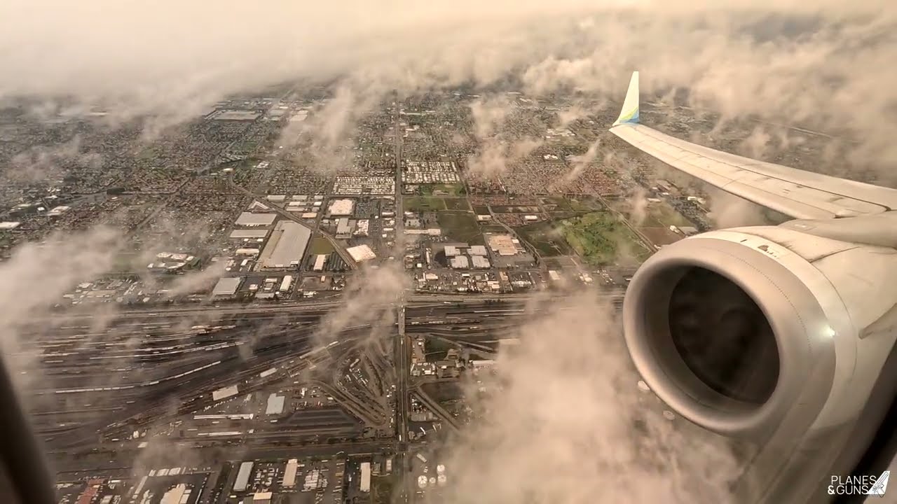 Alaska Airlines AS565 Boeing 737 MAX-9 First Class 4k Landing Ontario California W/ATC