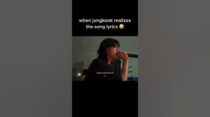 o my gosh his reaction when jungkook realise the song lyrics 😂🤣 #bts #shorts
