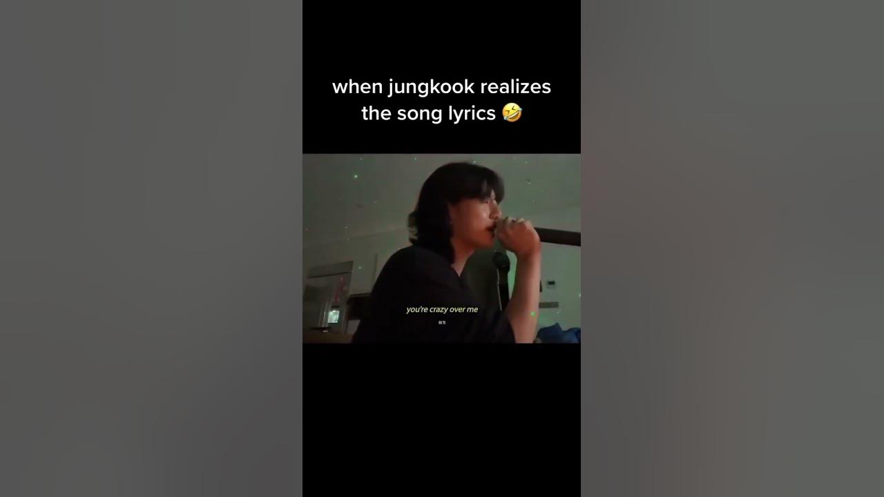 o my gosh his reaction when jungkook realise the song lyrics 😂🤣 #bts #shorts