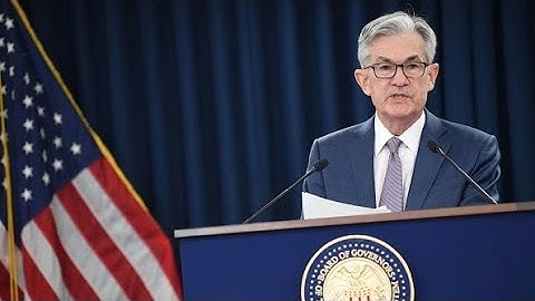 Fed slashes interest rates to zero, restarts quantitative easing