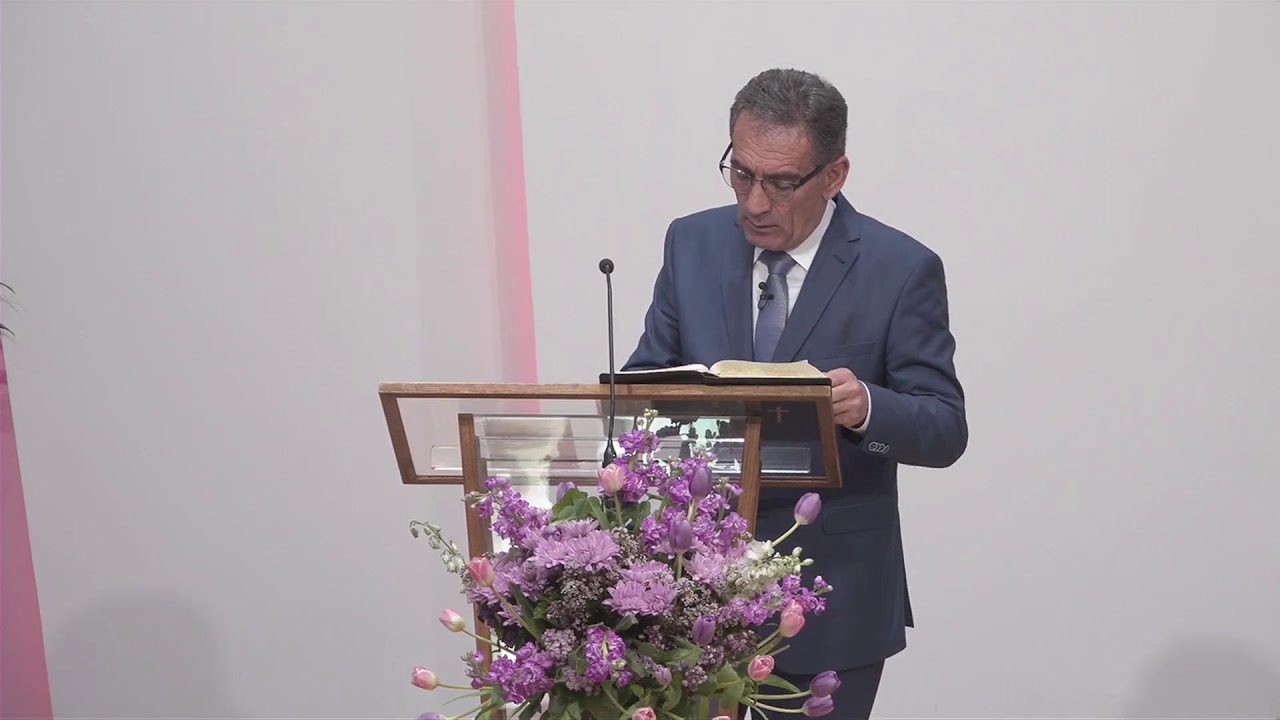 Valentin Dănăiață - Unsul recunoaște ungerea