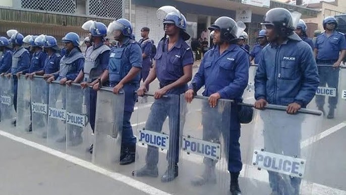 Monika sikilib ketyapti Shaxsiy suhbat yozuvlarini qanday korish mumkin