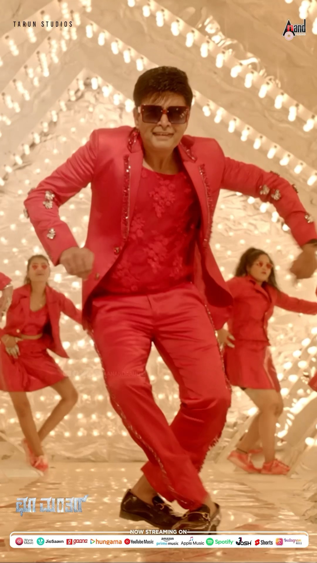 Sharan and Aditi Step Out Dance #shorts | Choo Mantar