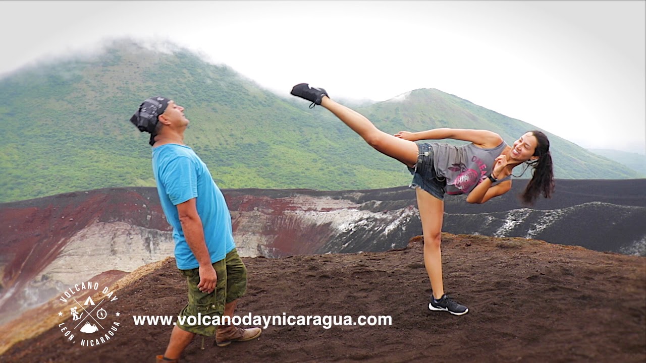 CERRO NEGRO WITH VOLCANO DAY