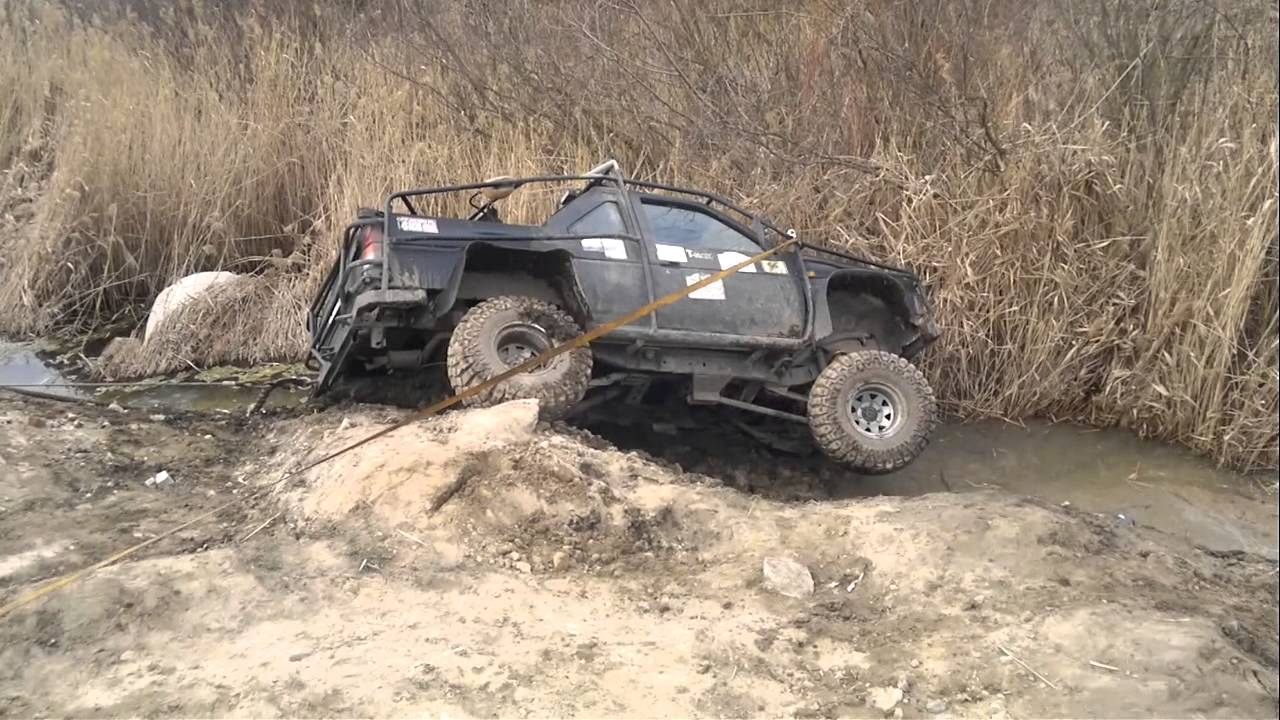 NISSAN TERRANO MONSTER OFF ROAD WYKRZYŻ - YouTube