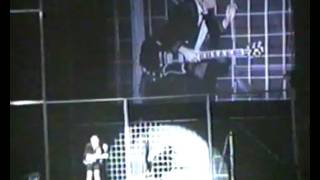 AC/DC Angus Young solo Live Barcelona 1991 (audience shot)