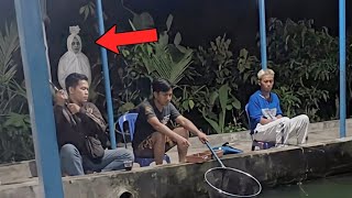 POCONG DI KOLAM PEMANCINGAN ! VIRAL 8 PENAMPAKAN HANTU TERSERAM DAN TERJELAS