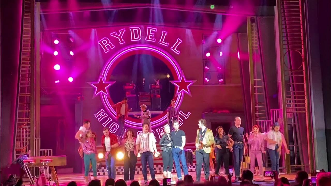 Grease UK TOUR Edinburgh Curtain Call / Megamix (02.10.21 Evening