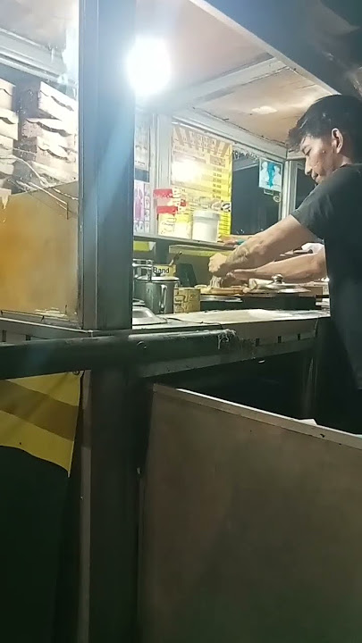 kejunya lumer gaesss #shortsliburan #martabak #tambarangan