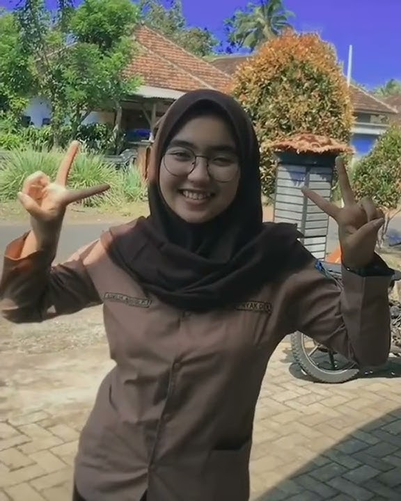 Story wa cewek cantik goyang santuy.💃💃💃💃💃