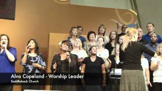 Video-Miniaturansicht von „Broken/Don't Pass Me By - Saddleback Praise Choir“