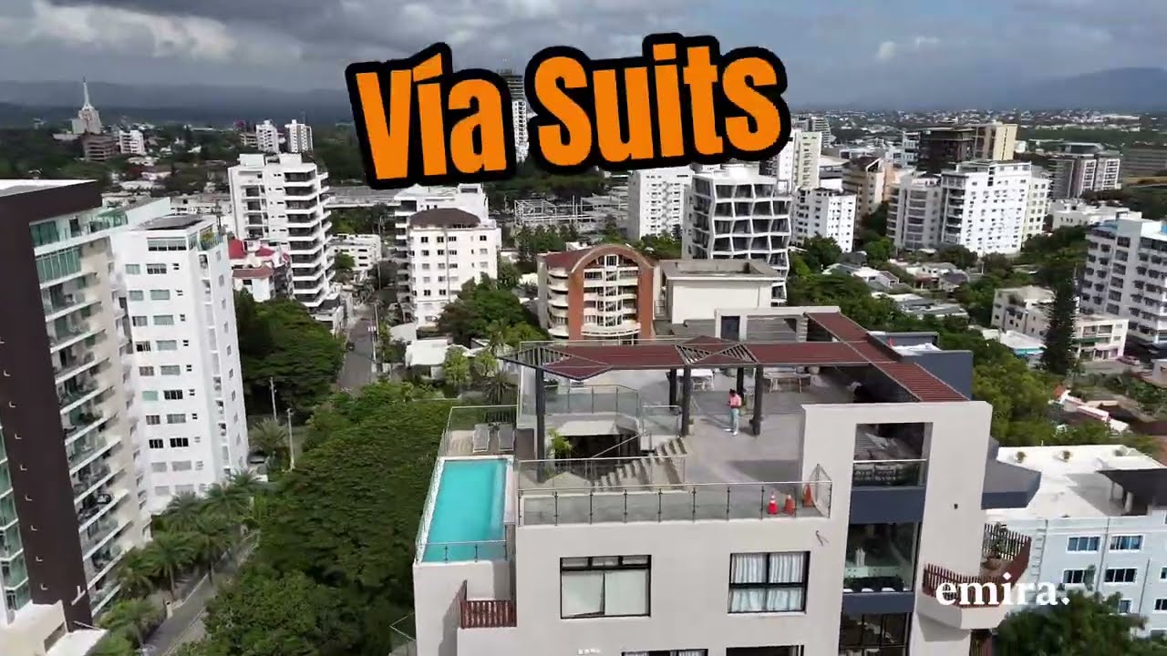 Vía suites la esmeralda santiago