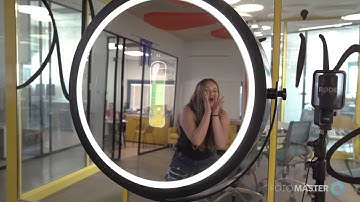 Beauty Mirror Booth: 