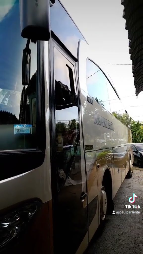 Pariaman: Surga Tersembunyi di Sumatera Barat yang Terjangkau dengan Bus Pariwisata