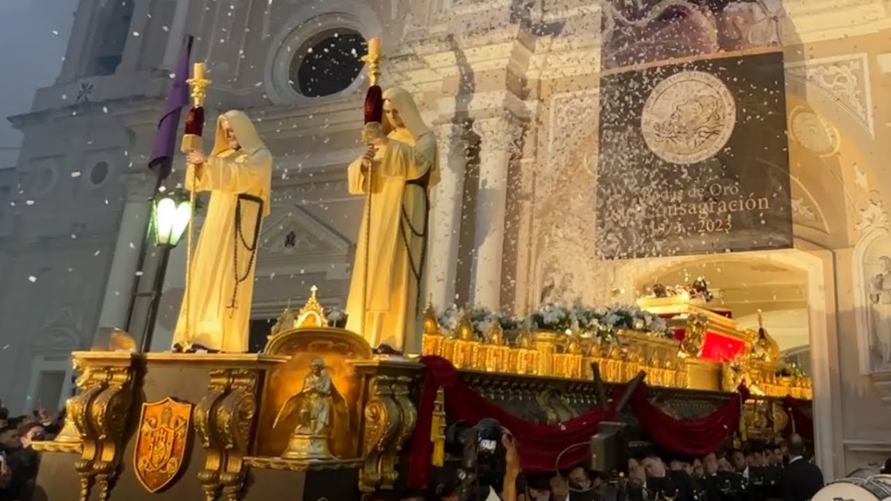 Salida Procesión del Cristo del Amor, 50 años de Consagración