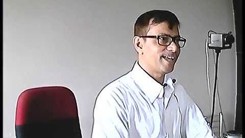 Why extrinsic semiconductors are electrically neutral