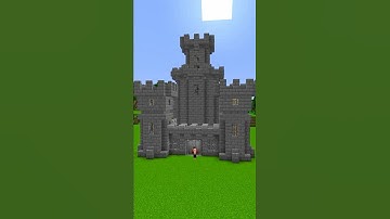 CASTLE Build Battle In Minecraft - NOOB VS PRO CHALLENGE - Maizen Mizen Mazien Parody