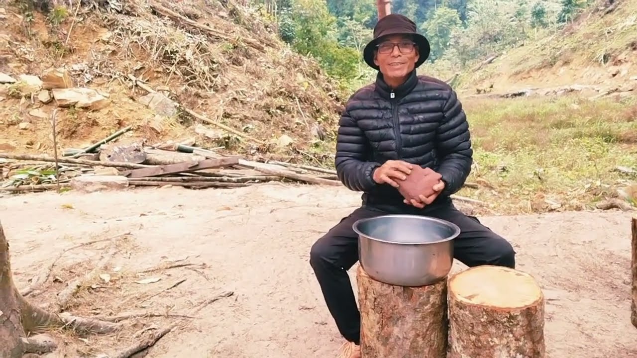 Unseen Colour Changing Stone in Tao Valley