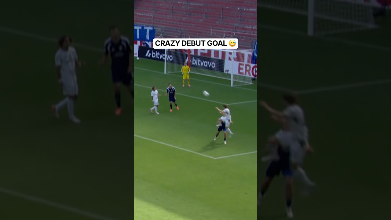 Hashiokas first goal for Borussia was crazy 😅🔥