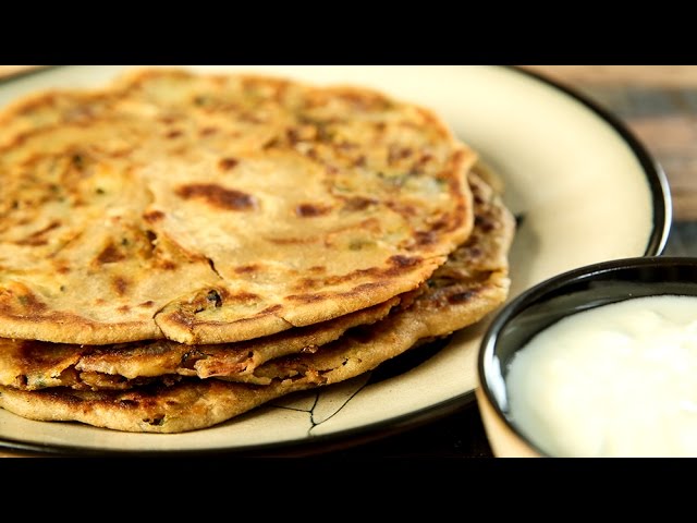 Aloo Paratha Recipe | Punjabi Aloo Paratha Recipe | Indian Flat Bread Recipe by Neelam Bajwa | Get Curried