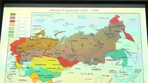 Jak vznikla teorie mezinárodních vztahů?