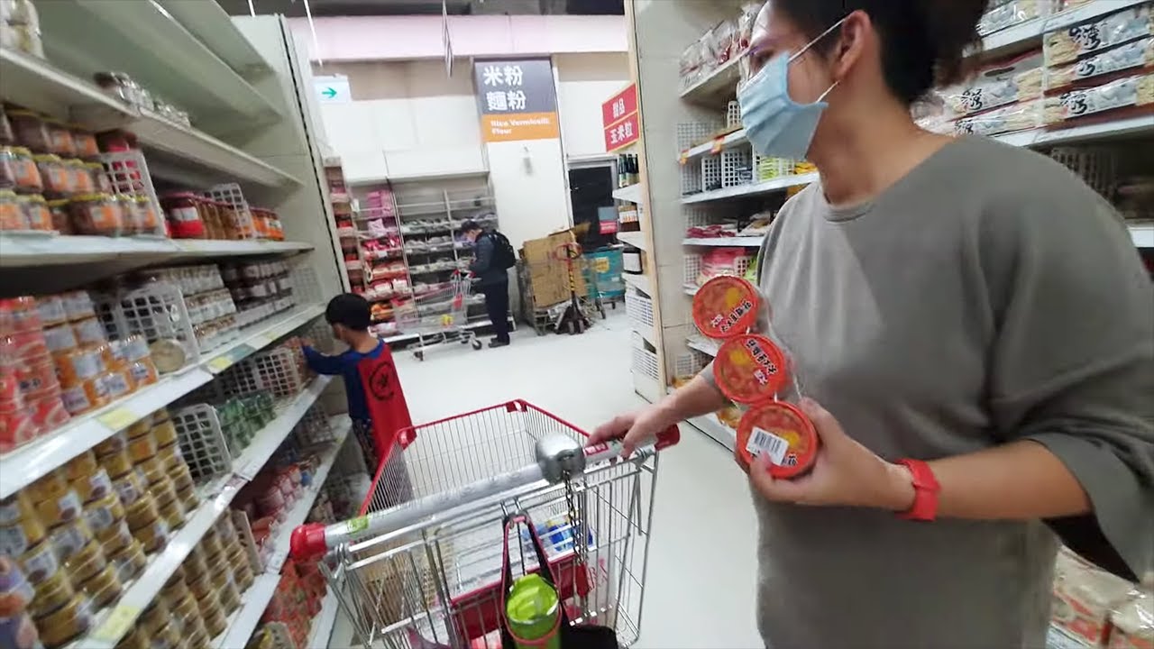 逛大賣場買了1240元｜孩子不小心把罐頭摔到地上怎麼辦?