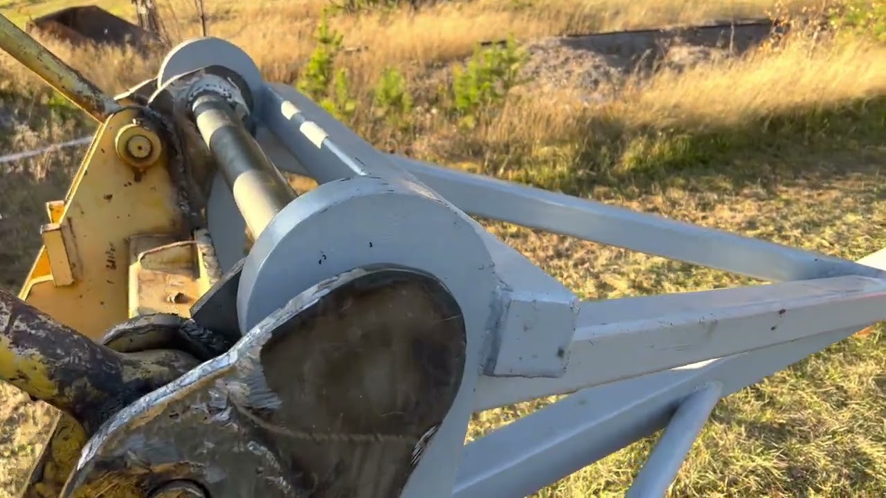 Hjullastare Caterpillar 920. Bygger kombinerat lilla & stora BM fäste.