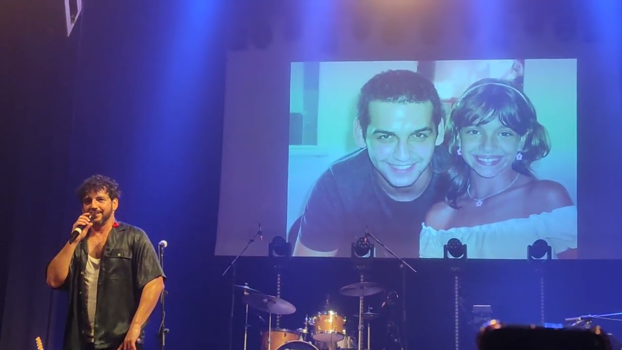 Fran Perea bromea con la relación de Víctor Elías y Ana Guerra (Bilboko Kafe Antzokia, 15 de junio)