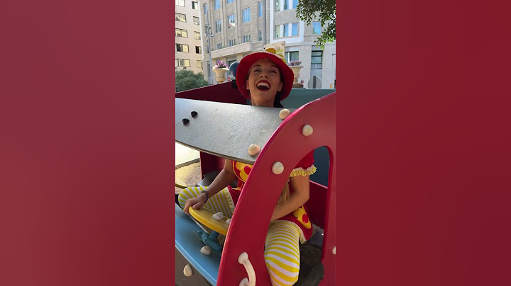 Vamos de paseo en un coche nuevo #cantajuego #payasos #dulcylín #tenerife