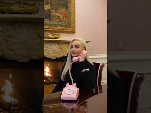 Kim Petras - Alone Feat. Nicki Minaj (Video)