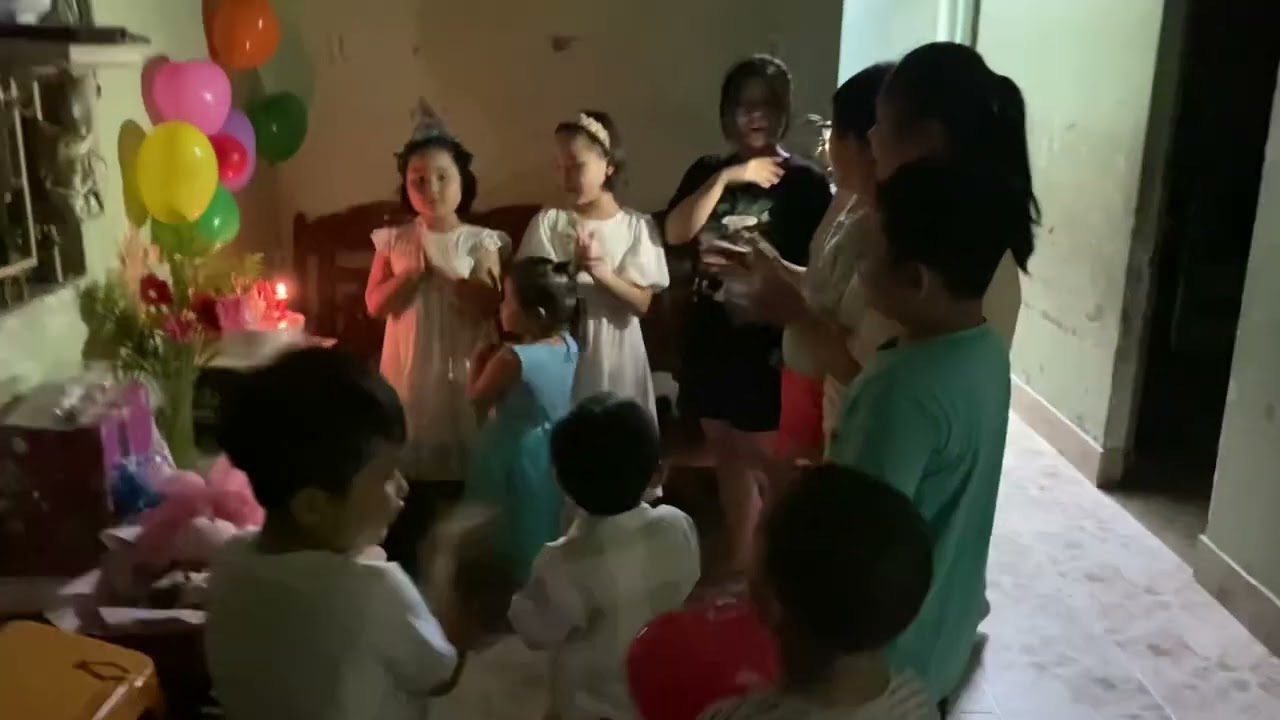 Sinh nhật con gái yêu 🥰 An Nhiên (1/7/223) clip 3