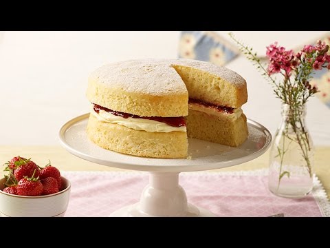 victoria-sponge-cake-recipe-with-jo-pratt---betty-crocker™