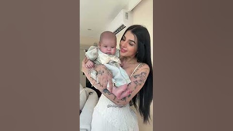 Karely Ruiz con su bebé… #karelyruiz