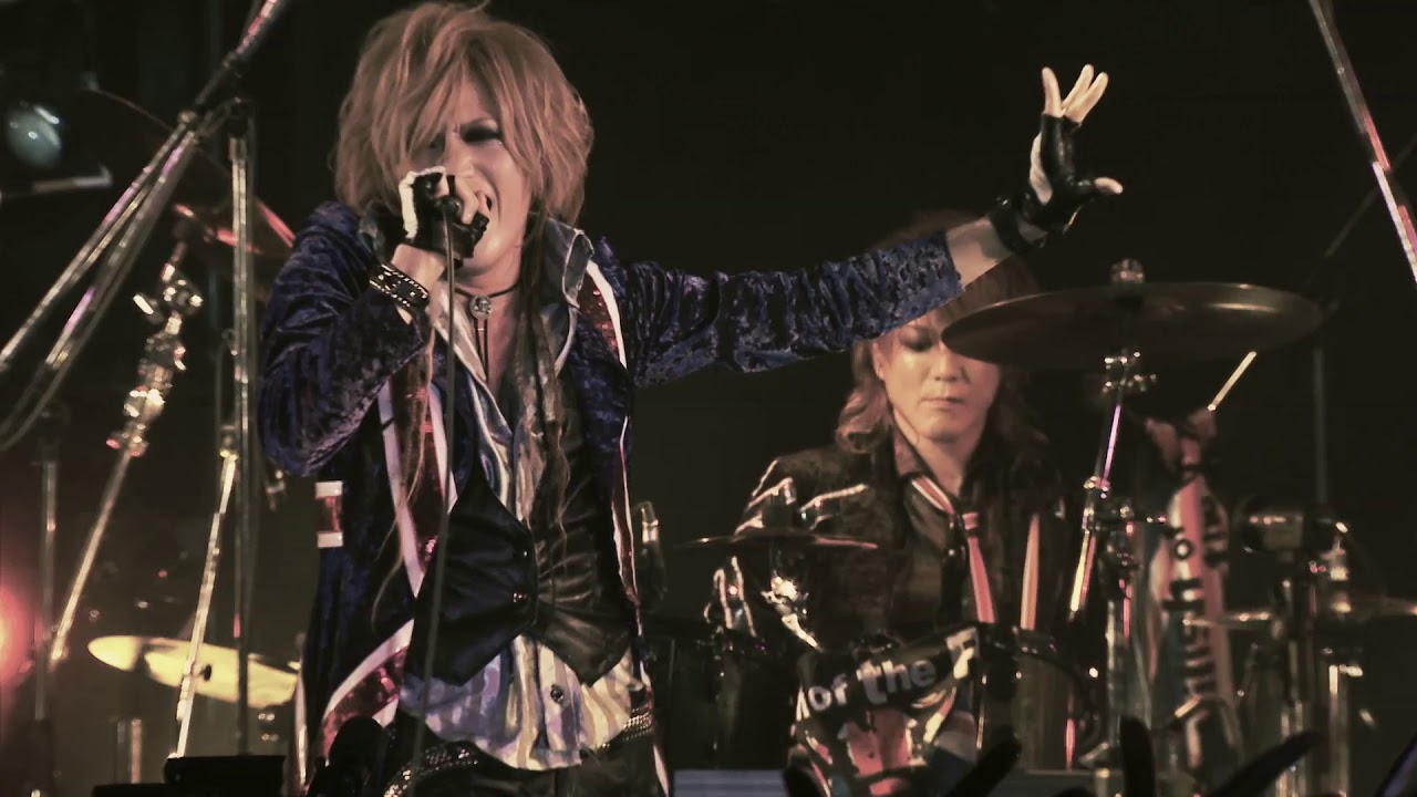 BORN「-Abnormal Head Machine-」リマスター盤会場限定