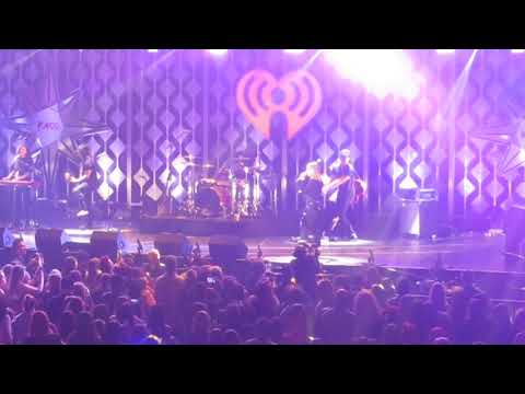 Julia Michaels - Issues Z100 Jingle Ball MSG Live 12/8/17