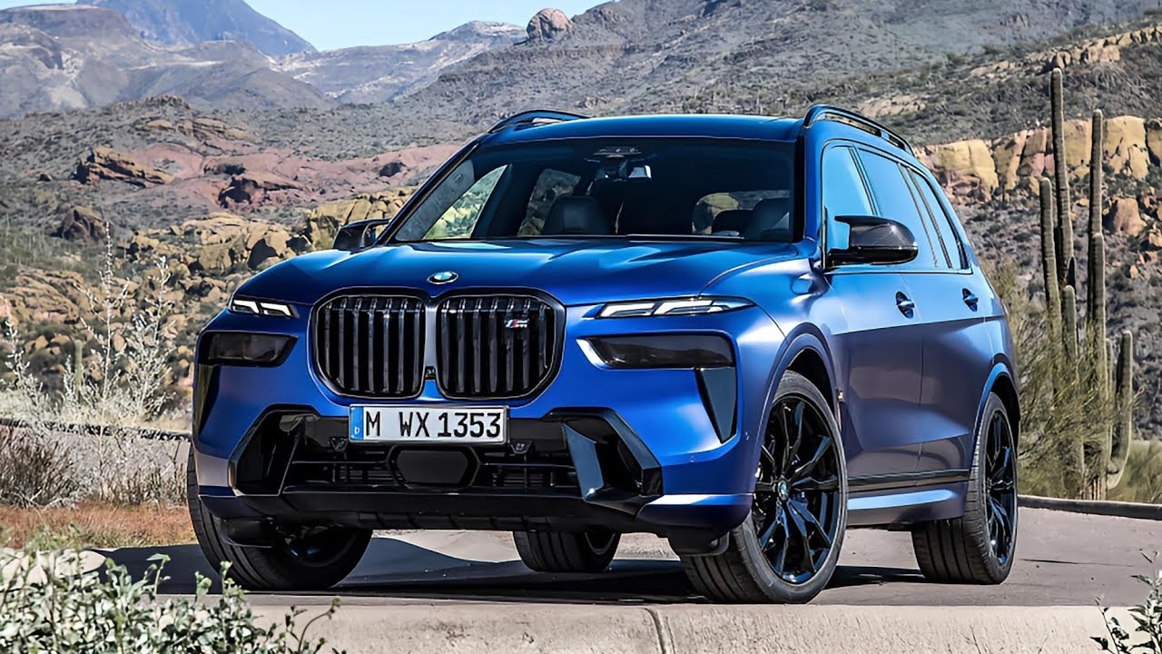 BMW X7 M60i (2023) - Interior, Exterior Review 