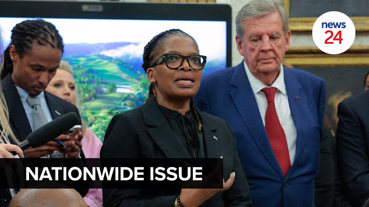 WATCH | Cosatu president Zingiswa Losi addresses Donald Trump in the Oval Office