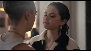 Salena Gomez Lesbian kiss scene from Hollywood movie