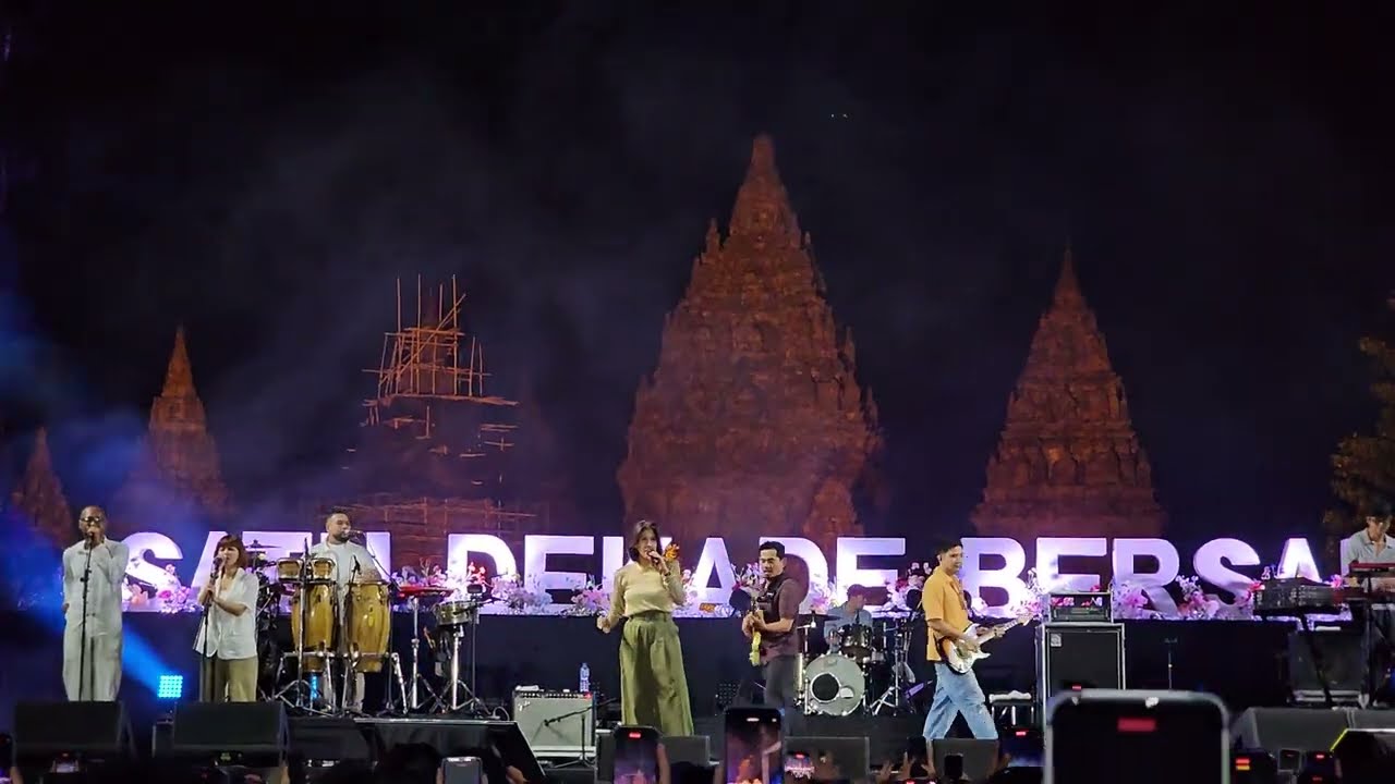 Maliq & D'Essentials Live at Prambanan Jazz 10th 2024