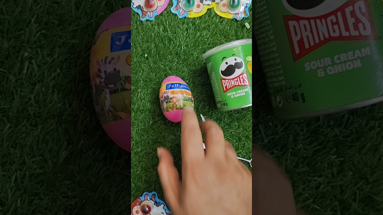 Candy Wali Egg combo with Hot & Spicy pringles snacks 