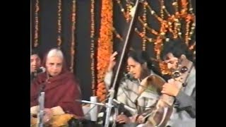 Raga Kedar, Guru Shishya Parampara at Harbllabh Sangeet Sammelan, Jalandhar 1996